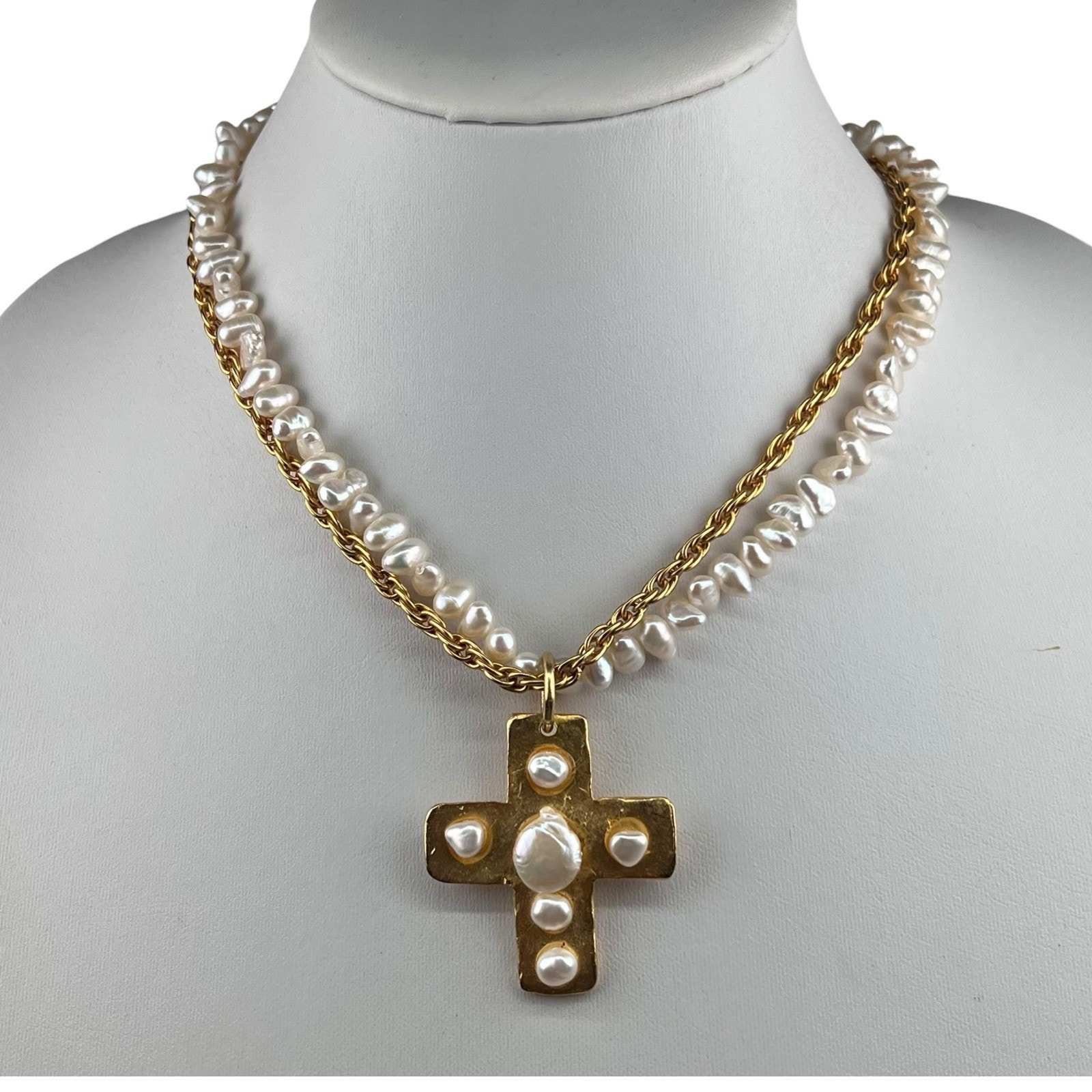Susan Shaw Freshwater Pearl Necklace Brushed Gold Tone Cross 17 Chain 70$